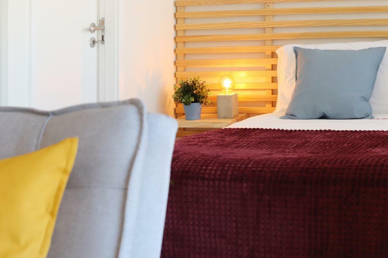 Hm - Living Batalha Square 1 Apartment Порто Екстериор снимка