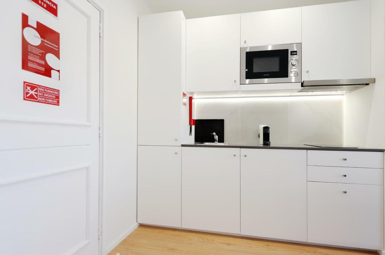 Hm - Living Batalha Square 1 Apartment Порто Екстериор снимка